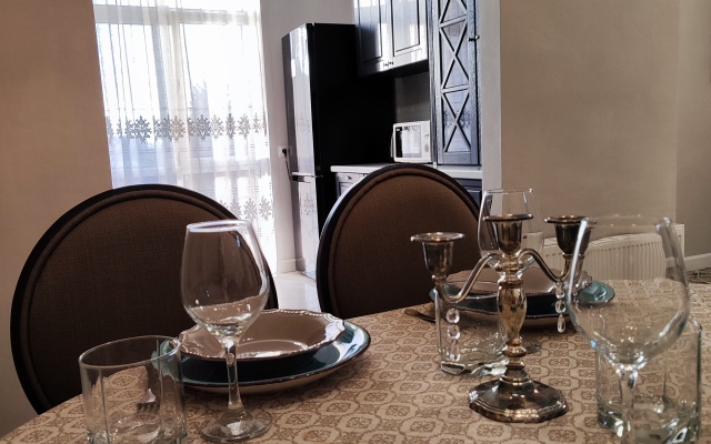 Apartamenty S Vidom Na Gory Flat