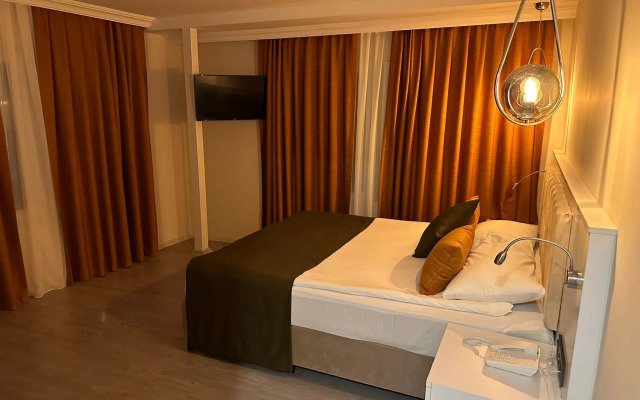 Aura Boutique Hotel