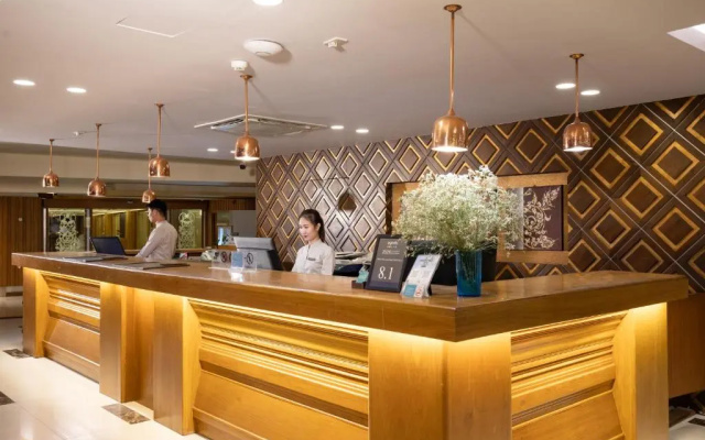 Khum Phucome Hotel Chiang Mai – People – Chiang Mai