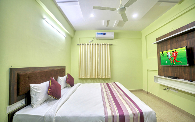 Red Key Bangalore Airport Hotel