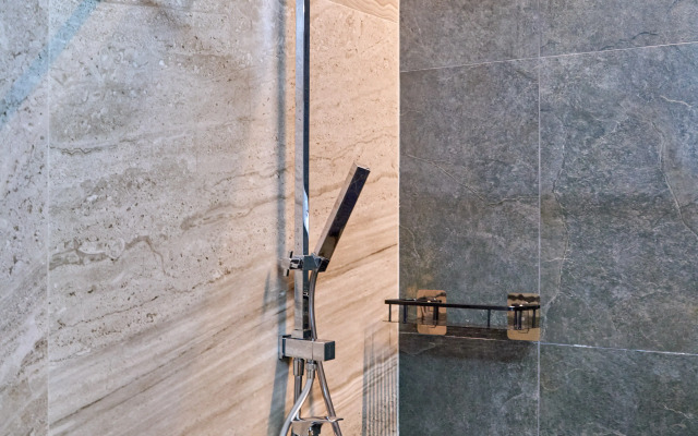 Апартаменты с Шикарным Видом на Море в Центре Сочи