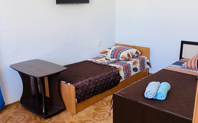 Adile Guest House