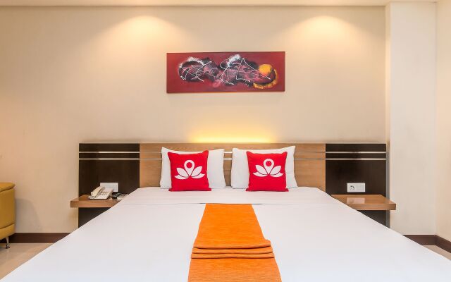 ZEN Rooms Legian Dewi Sri Hotel