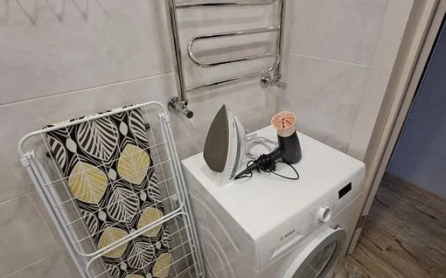 V Novom Dome U Verkhnego Ozera I Muzeya Yantarya Flat