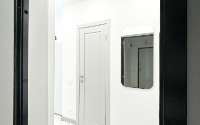 Апартаменты студия 30 кв.м. с двуспальным диваном и балконом 6 этаж