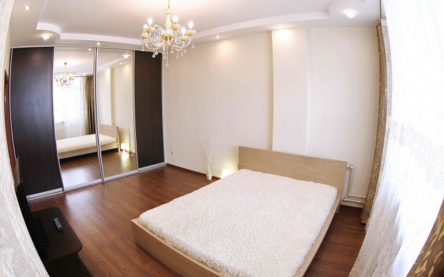 By Uloo na Prospekte Oktyabrya Apartments