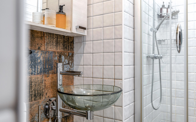 Апартаменты для 7 Человек на Петроградке с Парковкой