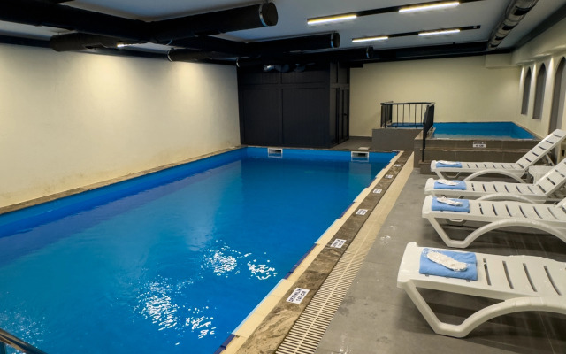 Sera Lake Center Hotel