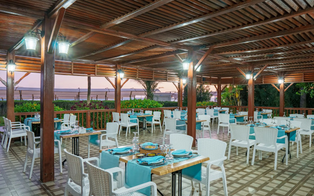 Aydinbey Famous Resort - Ultra All Inclusive