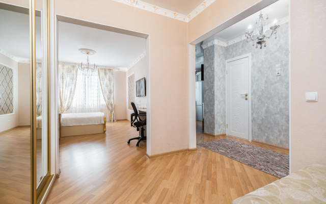 Na Prospekte Masherova Flat