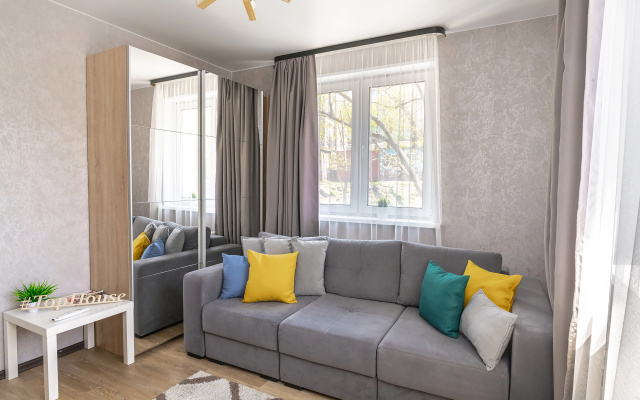 Apartamenty TopHouse na Mozzevelovoj 18, 2 etaz Dvuhkomnatnye