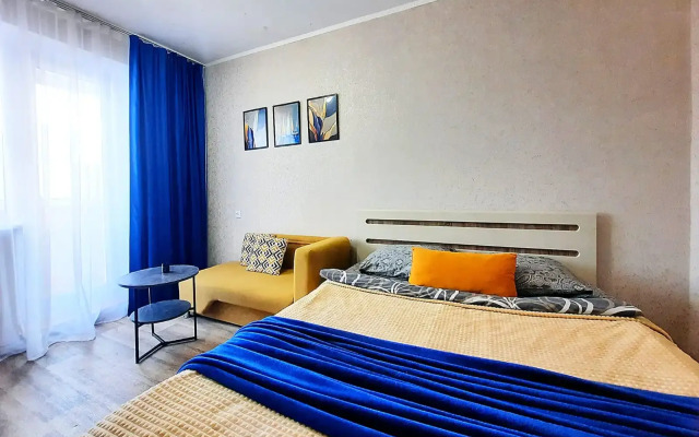 Odnokomnatnaya po Ulitse Oktyabryskaya Flat