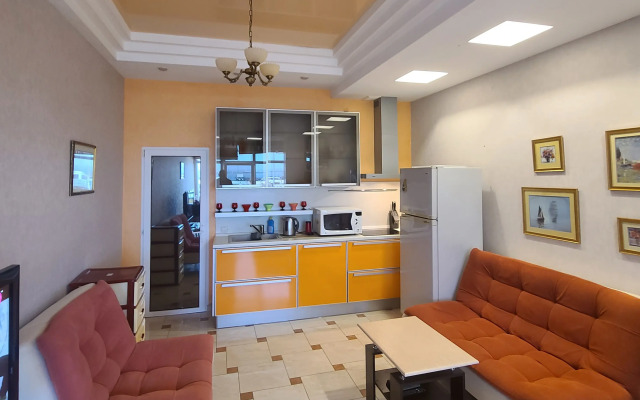 2-Komnatnye Na Naberezhnoy Flat