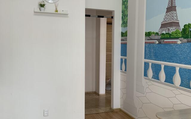 Prekrasnaya Vozle Kristalla Ryadom S Centrom Flat