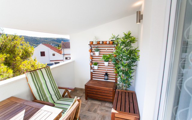 Anita Apartments