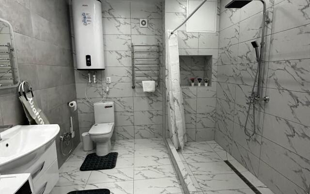 Квартира Уютная на улице Локомотивная