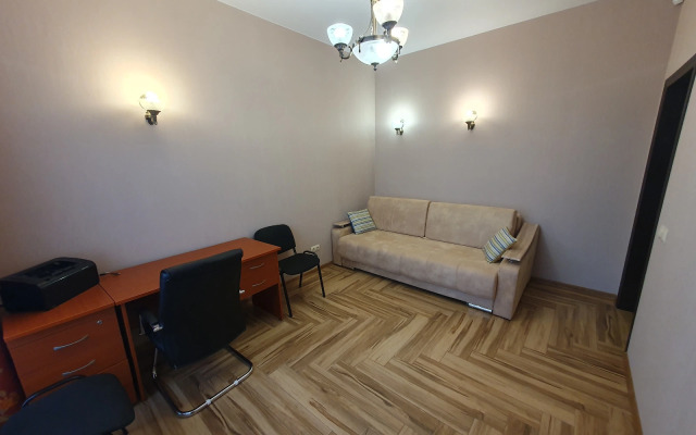 Na Bardina-Hutorskoj 93 Private house