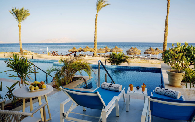 Sunrise Remal Beach Resort