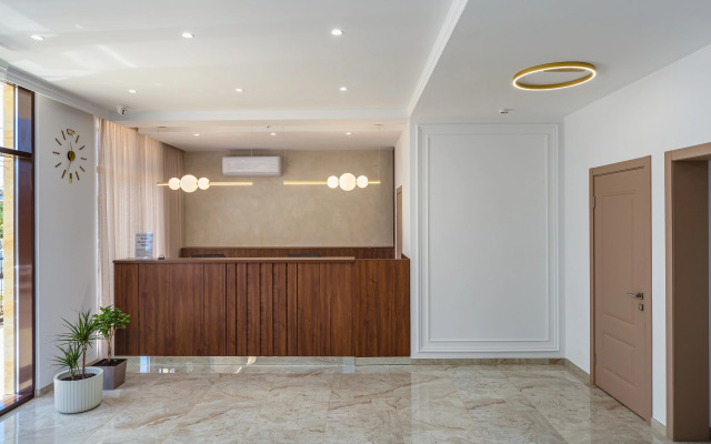 Hotel Layt