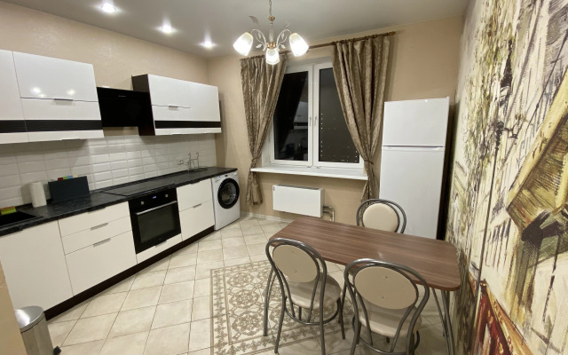 Na Ulitse Pavshinskiy Most 1/5 Flat