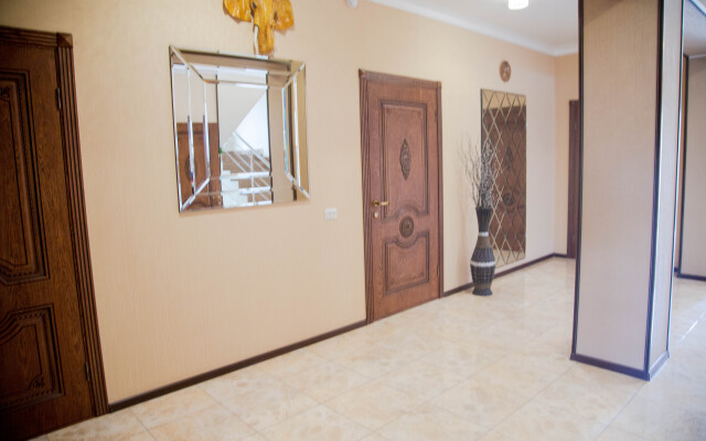 Alfa Hotel