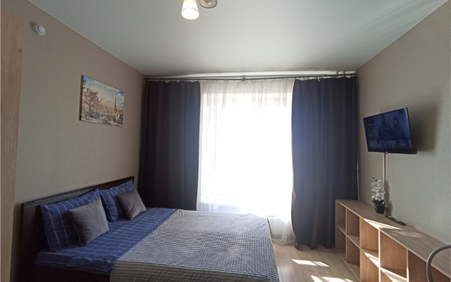 New Studio na Larushina 6/2 Apartments