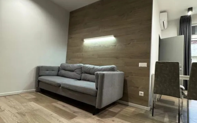 Na Nizhneimeretinskoy 143 Flat