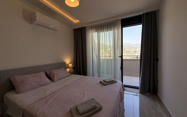 SA Apartments Spacious 2bd Duplex