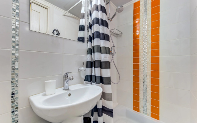 Апартаменты 6 на Лиговском проспекте (ЛИГ6)