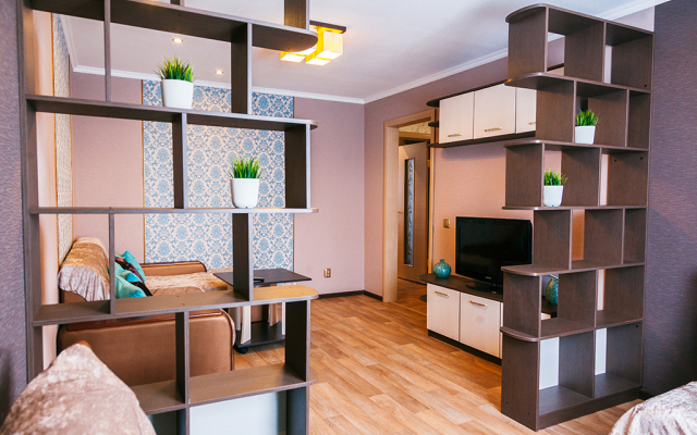 Pyat' Zvyozd Mikrorajon Entuziastov Apartments