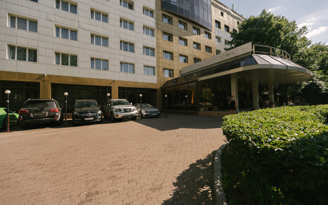 Park Fili Hotel