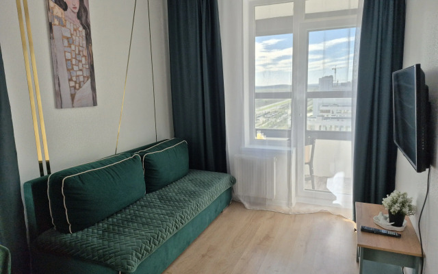 Квартира 1 комнатная улица Лучистая 8