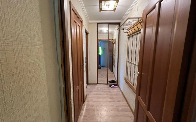 Na Prospekte Lenina Flat