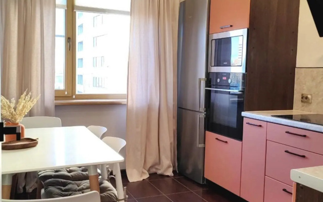 Квартира 2х комнатная - 2 минуты от центра