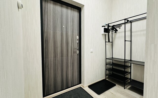 Uyutnaya Evro-dvukhkomnatnaya na 23 etazhe Flat
