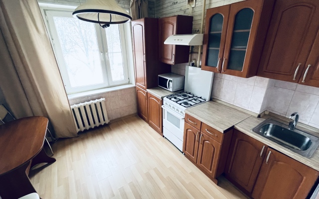 Tryohkomnatnye na Proletarskom Prospekte 17 Apartments