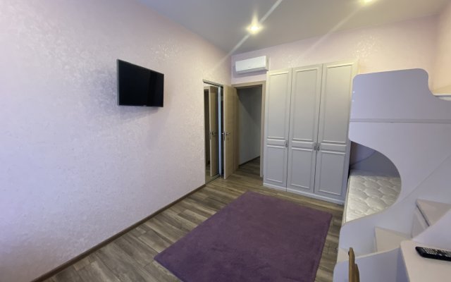 Частный Дом с бассейном на территории отеля GREY'S