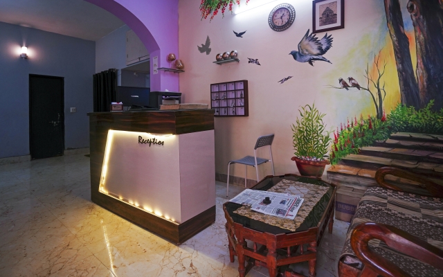 Mishra Hotel
