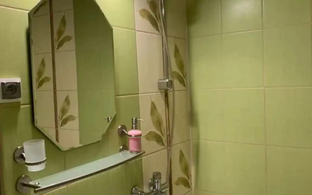 Апартаменты на Космической 20