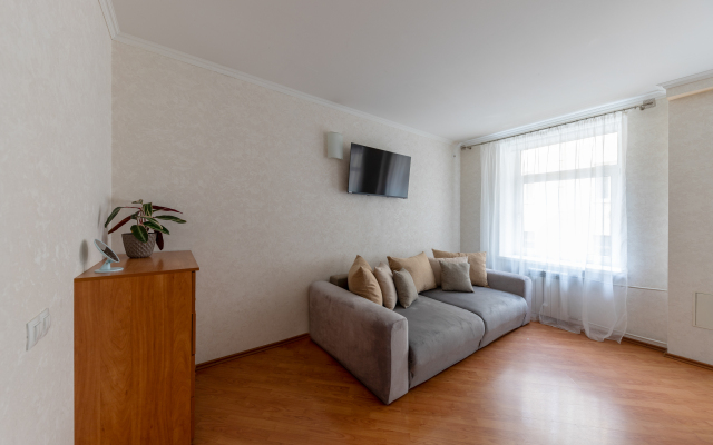 Na Nevskom prospekte Flat