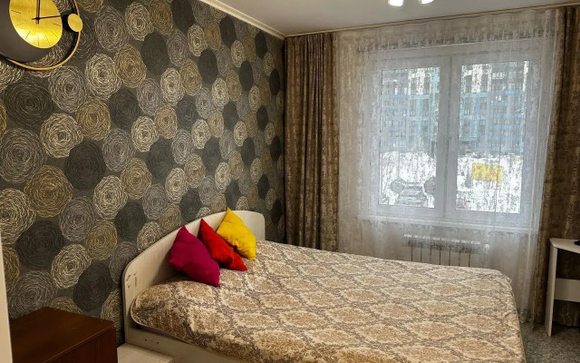 Uyutnaya Dvukhkomnatnaya 20 Minut do Tsentra Flat