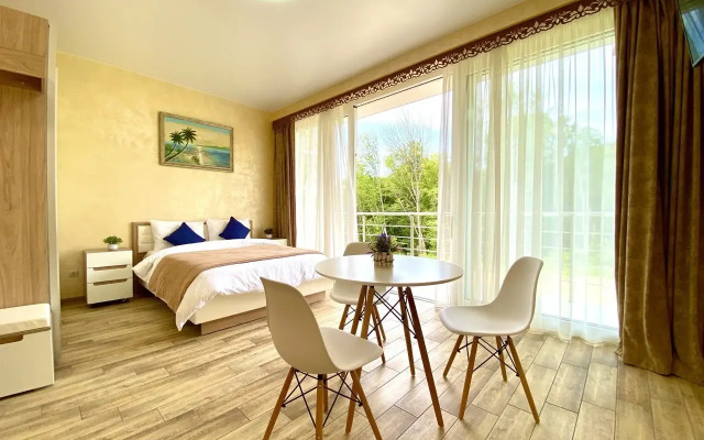 Апартаменты В Сириусе С Подогреваемым Бассейном Зимой На Территории