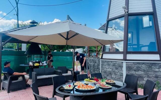 Yacht Club Fregat Hotel
