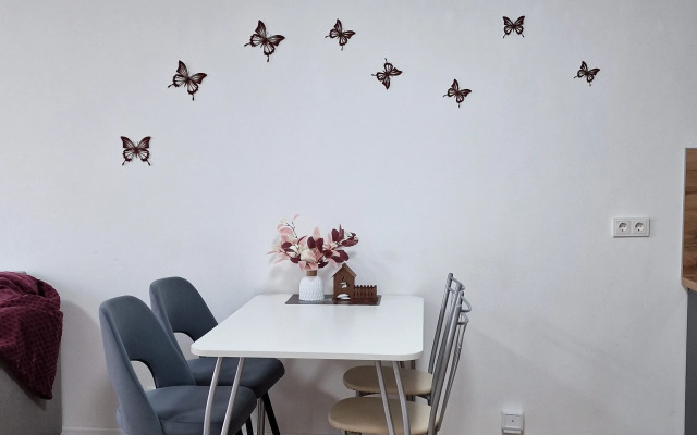V novom ZHK 4 ryadom s Veresayeva Uyutnyy Dom Flat