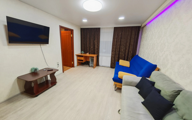 Квартира Трёхкомнатная на Семёновском Озере