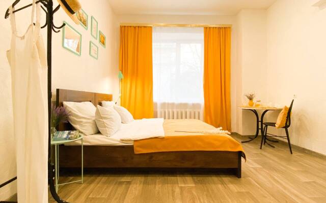 Happiness Live in the center of Sevastopol Apartment