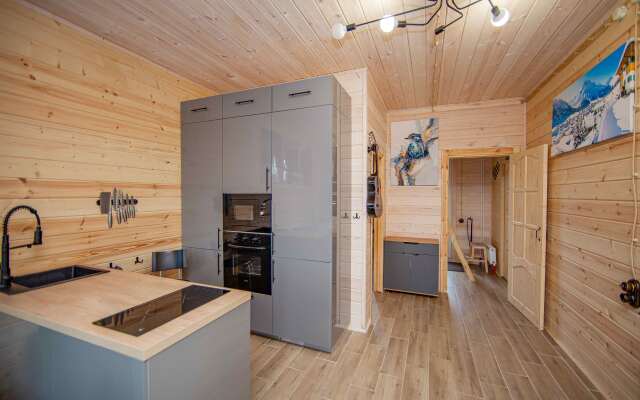 Шале Килиманджаро с сауной в Коробицыно