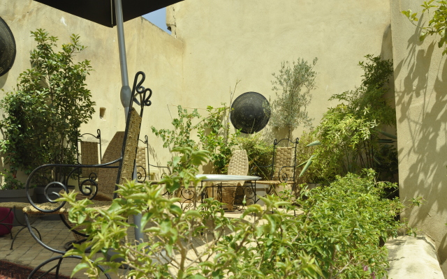 Dar 7 Louyat Guest House