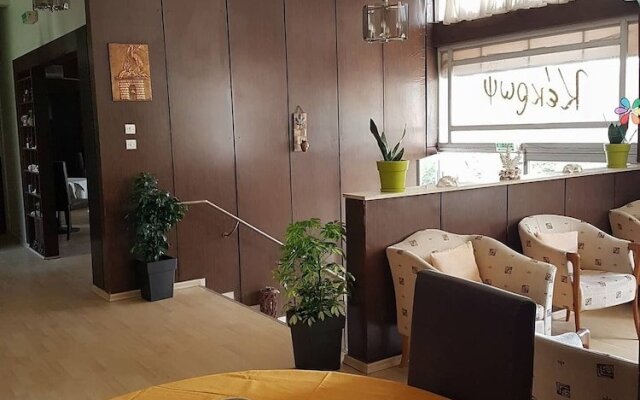 Hotel Kekrops