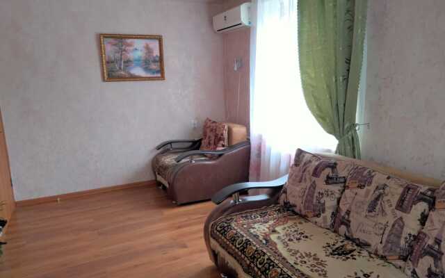 Апартаменты на Российской